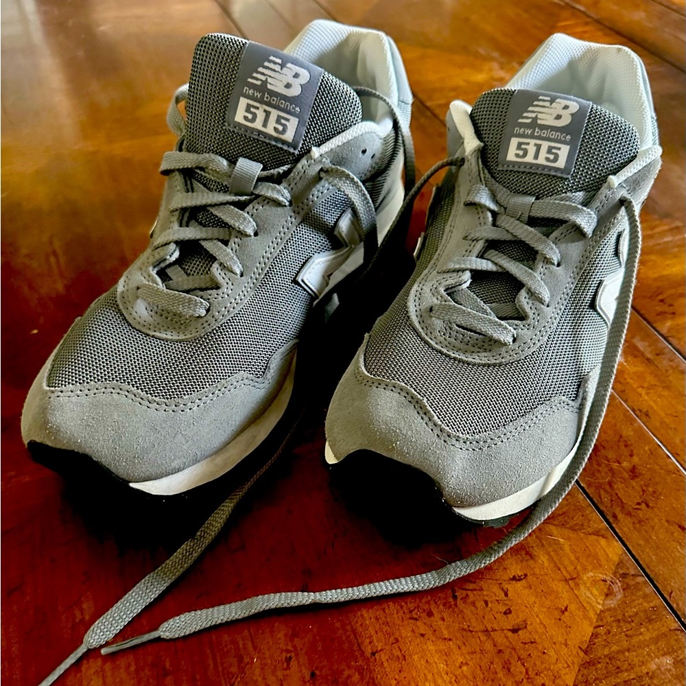 New Balance 515 men’s size 11.  EXCELLENT CONDITION